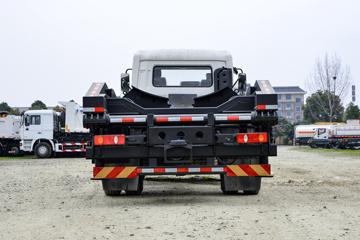 东风商用车底盘&nbsp;粉粒物料运输车外观图片