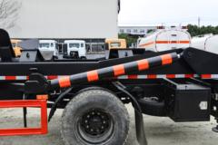 东风商用车 天锦VR 230马力 4X2 背罐车(华威驰乐牌)(SGZ5180ZBGDF6)