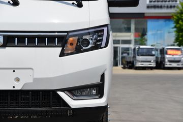 �������� ��R ����� 1.6L 122���� ���� 3.7�׵�����ʽ΢��(YTQ5031XXYPHQ331)ͼƬ