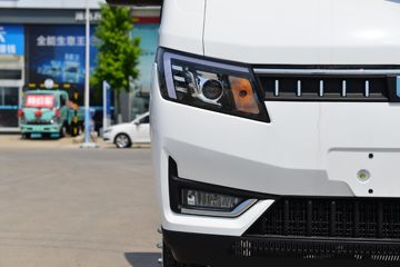 �������� ��R ����� 1.6L 122���� ���� 3.7�׵�����ʽ΢��(YTQ5031XXYPHQ331)ͼƬ