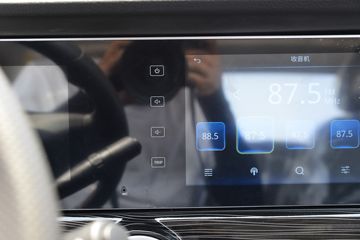 �������� ��R ����� 1.6L 122���� ���� 3.7�׵�����ʽ΢��(YTQ5031XXYPHQ331)ͼƬ