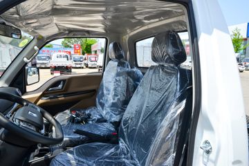 �������� ��R ����� 1.6L 122���� ���� 3.7�׵�����ʽ΢��(YTQ5031XXYPHQ331)ͼƬ