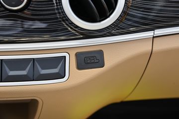 �������� ��R ����� 1.6L 122���� ���� 3.7�׵�������΢��ͼƬ