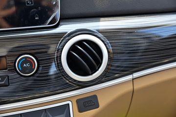 �������� ��R ����� 1.6L 122���� ���� 3.7�׵�������΢��ͼƬ