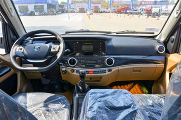 �������� ��R 115���� 2.85��˫������΢��ͼƬ