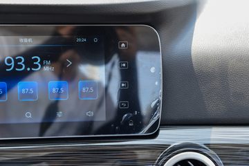 �������� ��R ����� 1.6L 122���� ���� 3.7�׵�������΢��ͼƬ