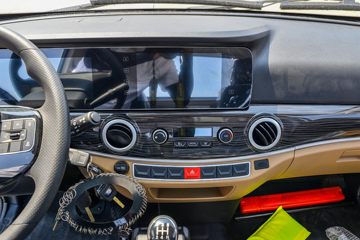 �������� ��R ����� 1.6L 122���� ���� 3.7�׵�������΢��ͼƬ