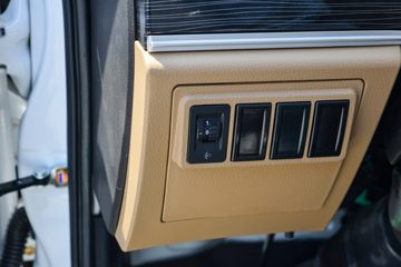 �������� ��R ����� 1.6L 122���� ���� 3.7�׵�������΢��ͼƬ