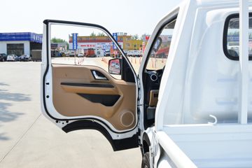 �������� ��R ����� 1.6L 122���� ���� 3.7�׵�������΢��ͼƬ