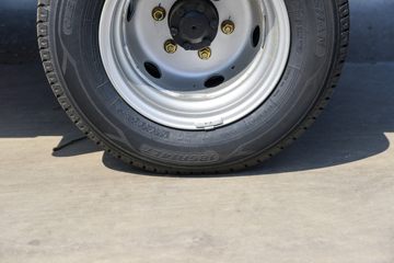 �������� ��R ����� 1.6L 122���� ���� 3.7�׵�������΢��ͼƬ