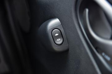 �������� ��˳ 2023�� 146���� 2.0T���� 3�� �Զ� �����и߶���ʽ���䳵ͼƬ