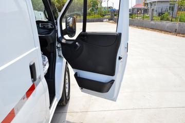 �������� ��˳ 2023�� 146���� 2.0T���� 3�� �Զ� �����и߶���ʽ���䳵ͼƬ