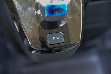 �������� ��˳ 2023�� 146���� 2.0T���� 3�� �Զ� �����и߶���ʽ���䳵ͼƬ