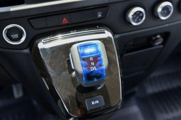 �������� ��˳ 2023�� 146���� 2.0T���� 3�� �Զ� �����и߶���ʽ���䳵ͼƬ