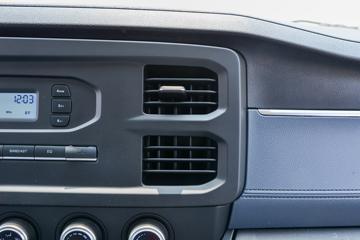 �������� ��˳ 2023�� 146���� 2.0T���� 3�� �Զ� �����и߶���ʽ���䳵ͼƬ