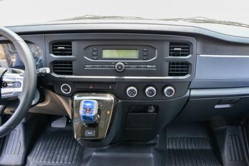 �������� ��˳ 2023�� 146���� 2.0T���� 3�� �Զ� �����и߶���ʽ���䳵ͼƬ