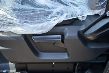 �������� ��˳ 2023�� 146���� 2.0T���� 3�� �Զ� �����и߶���ʽ���䳵ͼƬ