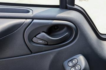 �������� ��˳ 2023�� 146���� 2.0T���� 3�� �Զ� �����и߶���ʽ���䳵ͼƬ