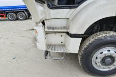 中国重汽 HOWO N5W 350马力 8X4 干混砂浆运输车(华威驰乐牌)(SGZ5313GGHZZ6N)