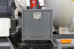 中国重汽 HOWO N5W 350马力 8X4 干混砂浆运输车(华威驰乐牌)(SGZ5313GGHZZ6N)