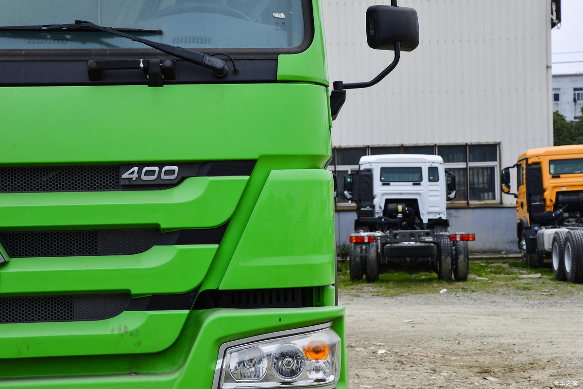 йɶó V7 400 8X4 ܶȷ䳵()(SGZ5310GFLZZ6W)