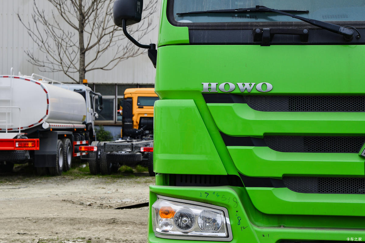 йɶó V7 400 8X4 ܶȷ䳵()(SGZ5310GFLZZ6W)