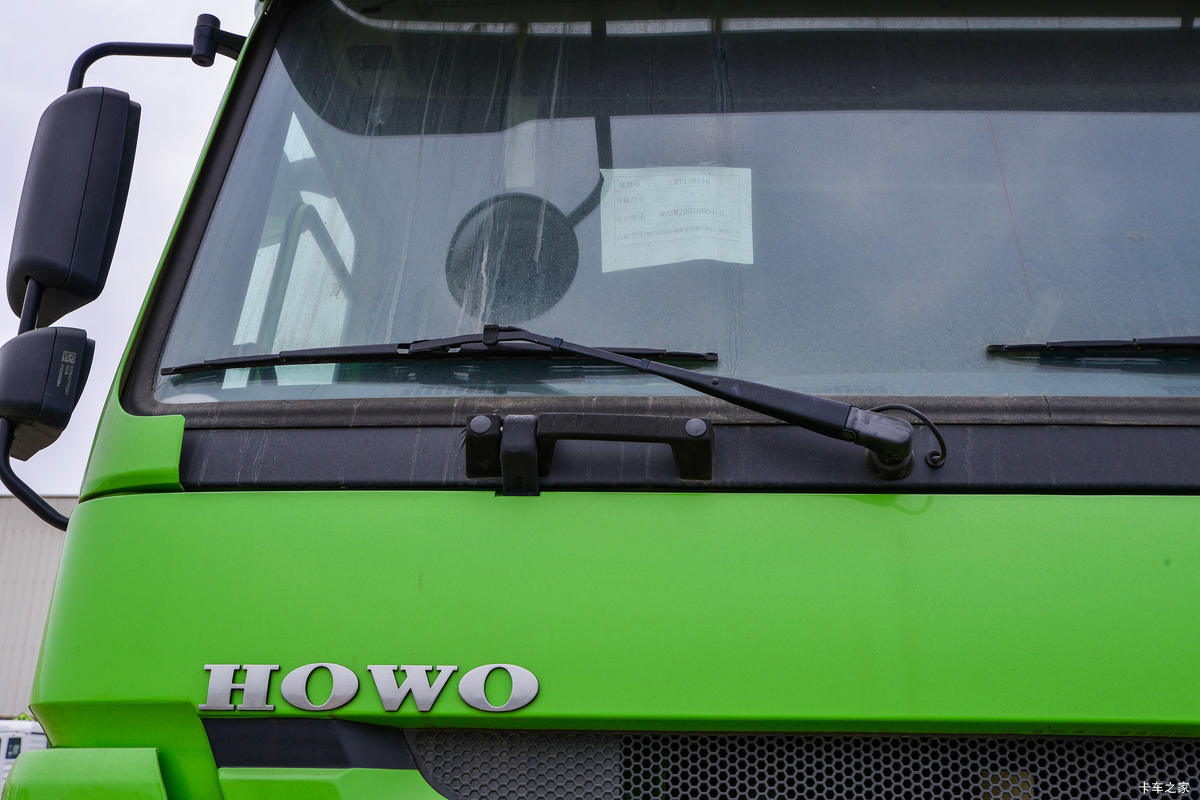 йɶó V7 400 8X4 ܶȷ䳵()(SGZ5310GFLZZ6W)