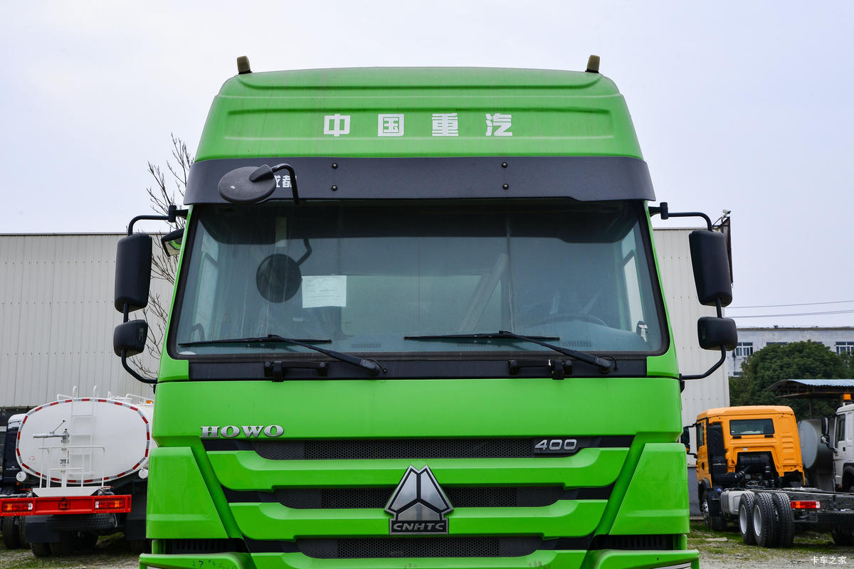 йɶó V7 400 8X4 ܶȷ䳵()(SGZ5310GFLZZ6W)
