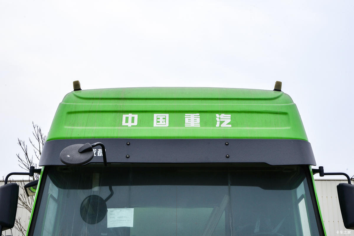 йɶó V7 400 8X4 ܶȷ䳵()(SGZ5310GFLZZ6W)