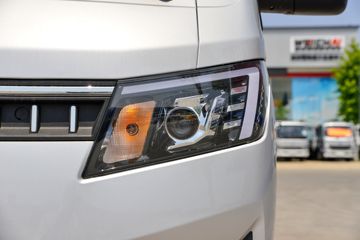 �������� ��R ����� 1.6L 122���� ���� 4.03�׵�������΢��(YTQ1031PHQ331)ͼƬ