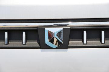 �������� ��R ����� 1.6L 122���� ���� 4.03�׵�������΢��(YTQ1031PHQ331)ͼƬ