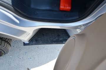 �������� ��R ����� 1.6L 122���� ���� 4.03�׵�������΢��(YTQ1031PHQ331)ͼƬ