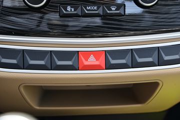 �������� ��R ����� 1.6L 122���� ���� 4.03�׵�������΢��(YTQ1031PHQ331)ͼƬ