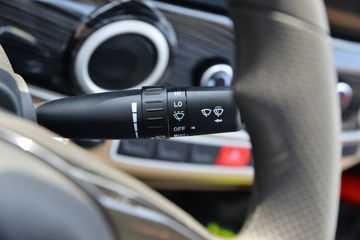 �������� ��R ����� 1.6L 122���� ���� 4.03�׵�������΢��(YTQ1031PHQ331)ͼƬ