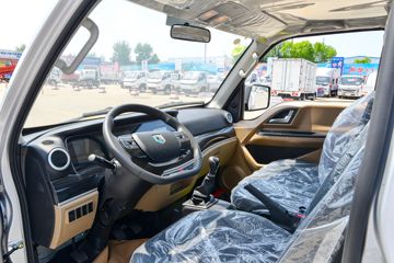 �������� ��R ����� 1.6L 122���� ���� 4.03�׵�������΢��(YTQ1031PHQ331)ͼƬ