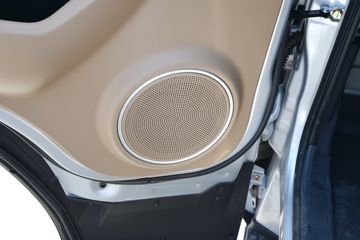 �������� ��R ����� 1.6L 122���� ���� 4.03�׵�������΢��(YTQ1031PHQ331)ͼƬ