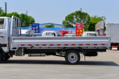 蓝擎汽车 凌R 高配版 1.6L 122马力 汽油 4.03米单排栏板微卡(YTQ1031PHQ331)