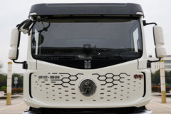 质子汽车 充电版 8X4 纯电动混凝土搅拌运输车底盘352.71kWh