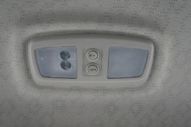 白景&nbsp;电动冷藏车驾驶室图片