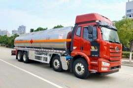 一汽解放底盘&nbsp;油罐车外观图片