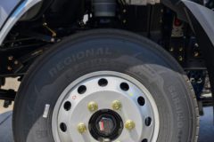 蓝擎轻卡 龙H 151马力 4.18米AMT自动档单排栏板轻卡(YTQ1041KK332)