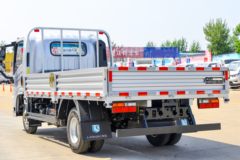 蓝擎轻卡 龙H 151马力 4.18米AMT自动档单排栏板轻卡(YTQ1041KK332)