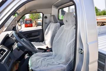金杯 T5 2023款 标准型 1.6L 123马力 汽油 3.2米单排栏板微卡(国六)(JKC1034D6LD)驾驶室图片