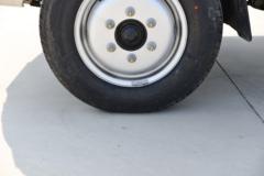 金杯 T5 2023款 标准型 1.6L 123马力 汽油 3.2米单排栏板微卡(国六)(JKC1034D6LD)