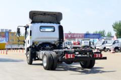陕汽商用车 德龙G300 170马力 4.18米单排栏板轻卡(7T后桥)(SX1046NP6341)