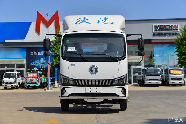 陕汽商用车 德龙G300 2.5L柴油 163马力 法士特6档 AMT自动档 6T后桥 4.18米单排栏板轻卡