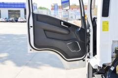 陕汽商用车 德龙G300 170马力 4.18米单排栏板轻卡(7T后桥)(SX1046NP6341)