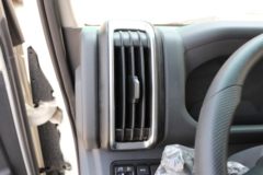 远程 星智H8M 4.5T 4.15米单排甲醇插电式增程混合动力厢式轻卡21.02kWh