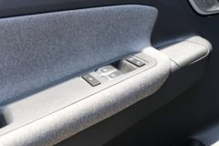 远程 星智H8M 4.5T 4.15米单排甲醇插电式增程混合动力厢式轻卡21.02kWh