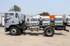 江淮 德沃斯T7 195马力 4X2 4.6米排半仓栅式载货车(HFC5181CCYB40K1D1S)